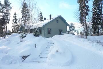 Фото номера Коттедж с 2 спальнями Дома для отпуска Cottage Kivitatti г. Сюсмя 40